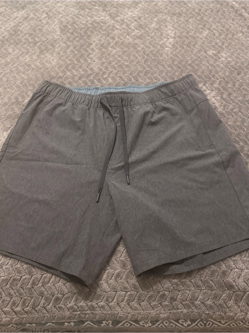 Eddie Bauer Men's Gray Elastic Waist Athletic Shorts